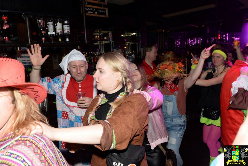../Images/Carnavals maandagavond in VdG 427.jpg